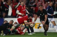 British & Irish Lions flanker Sean O'Brien scores