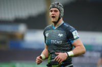 Ospreys flanker Dan Lydiate