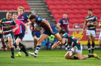 Bristol Bears centre Piers O'Conor breaks away against Leicester