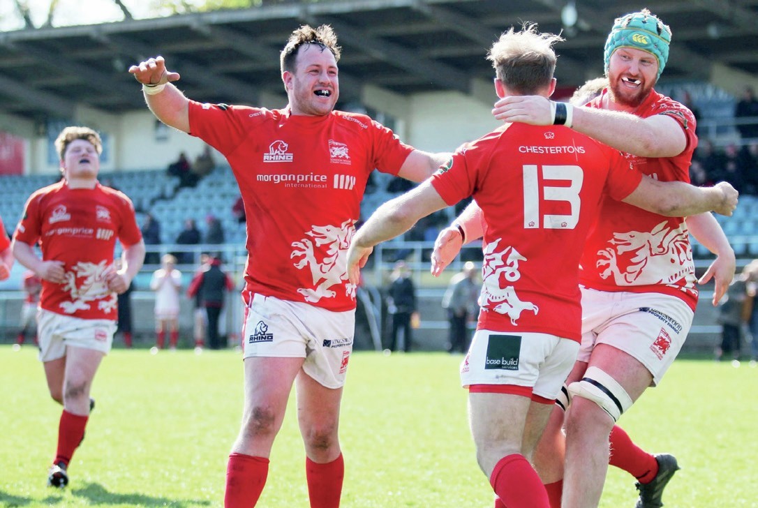 Happy players